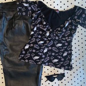 Switchblade Stiletto Sophia Top sz Large